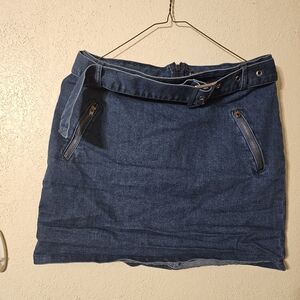 SHEIN Dark Blue Denim Mini Skirt with Belt
